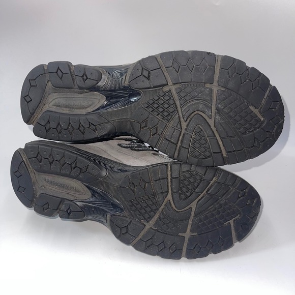 New Balance Men's Size 6 1002R Gore-Tex Hiking Trail Shoes Gray Black - Picture 7 of 8